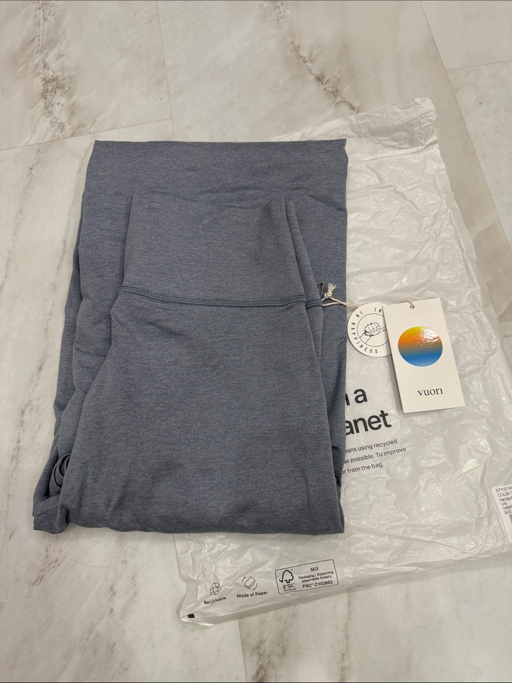 NWT Vuori Halo Easy Wideleg Pant (Long) in Coastal Fog Heather - Picture 5 of 7